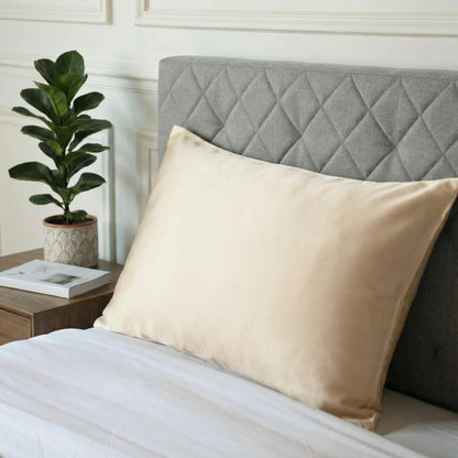 taie d'oreiller en soie beige champagne 